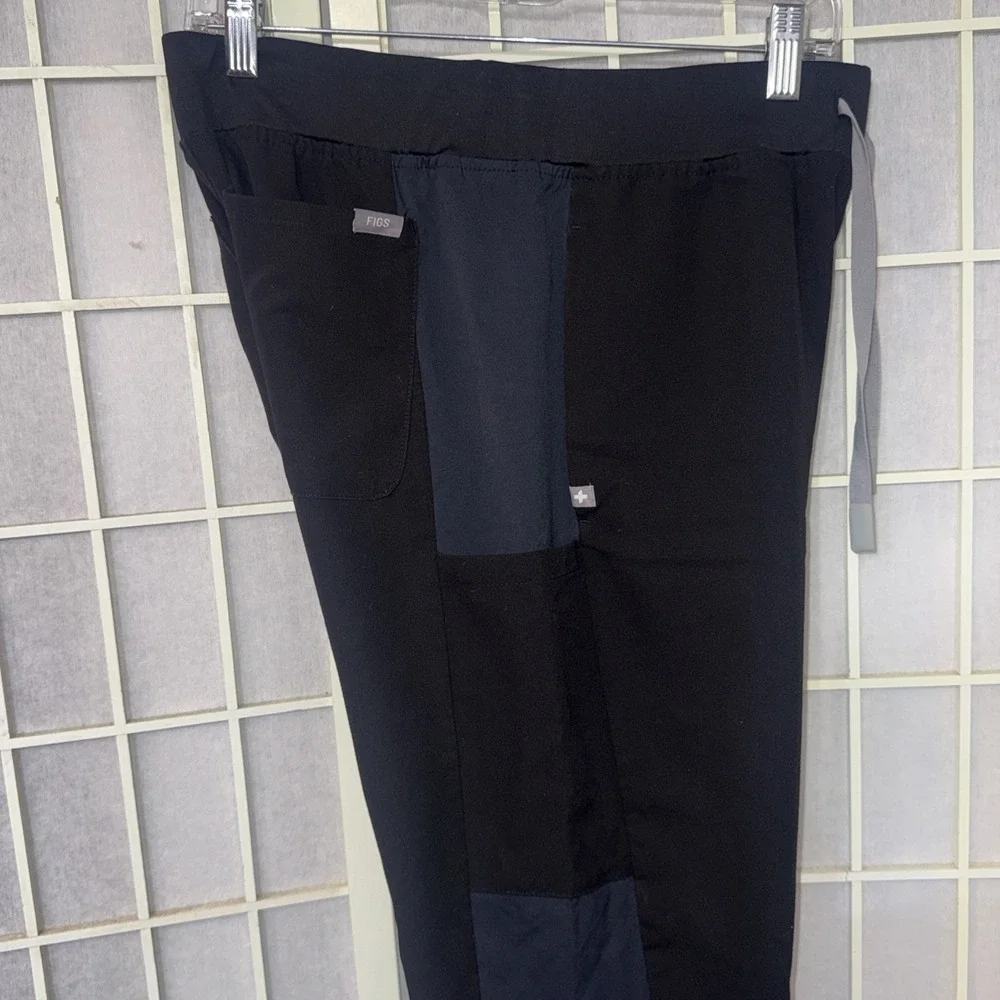 FIGS Black Blue Stripe Panel Cargo Knit Scrub Pants Medical Polyester Size P/S